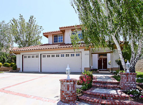 Real Estate Exterior